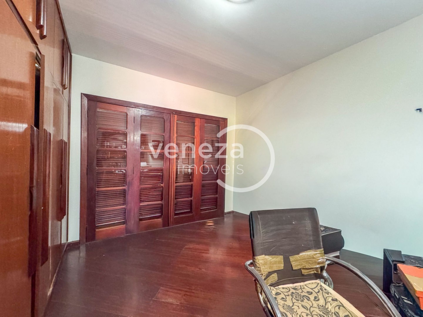 Casa Residencial para locação no bairro Caravelle de Londrina - Foto 42