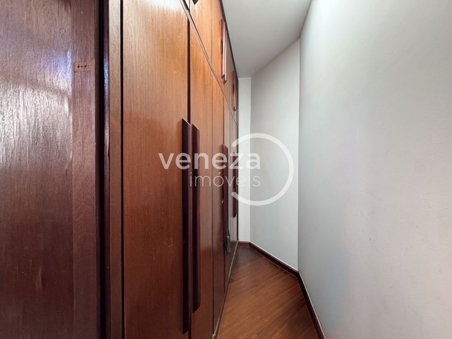 Casa Residencial para locação no bairro Caravelle de Londrina - Foto 33