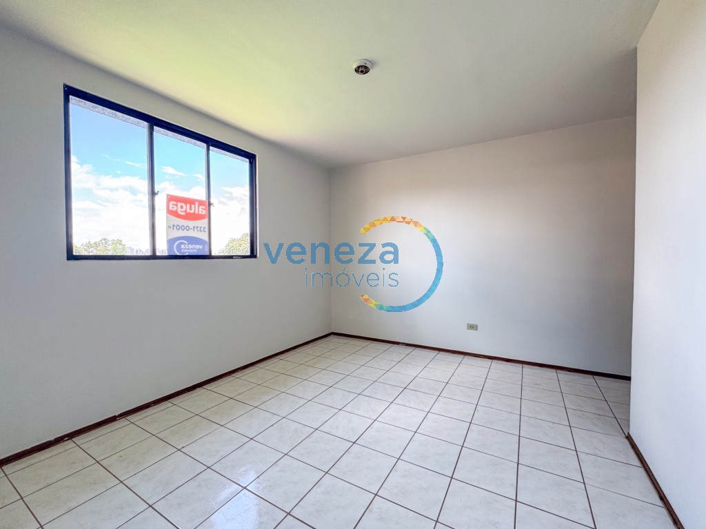 Apartamento para locação no bairro Gleba Palhano de Londrina com 42.96m<sup>2</sup> útil, 2 quartos, 1 vaga de garagem