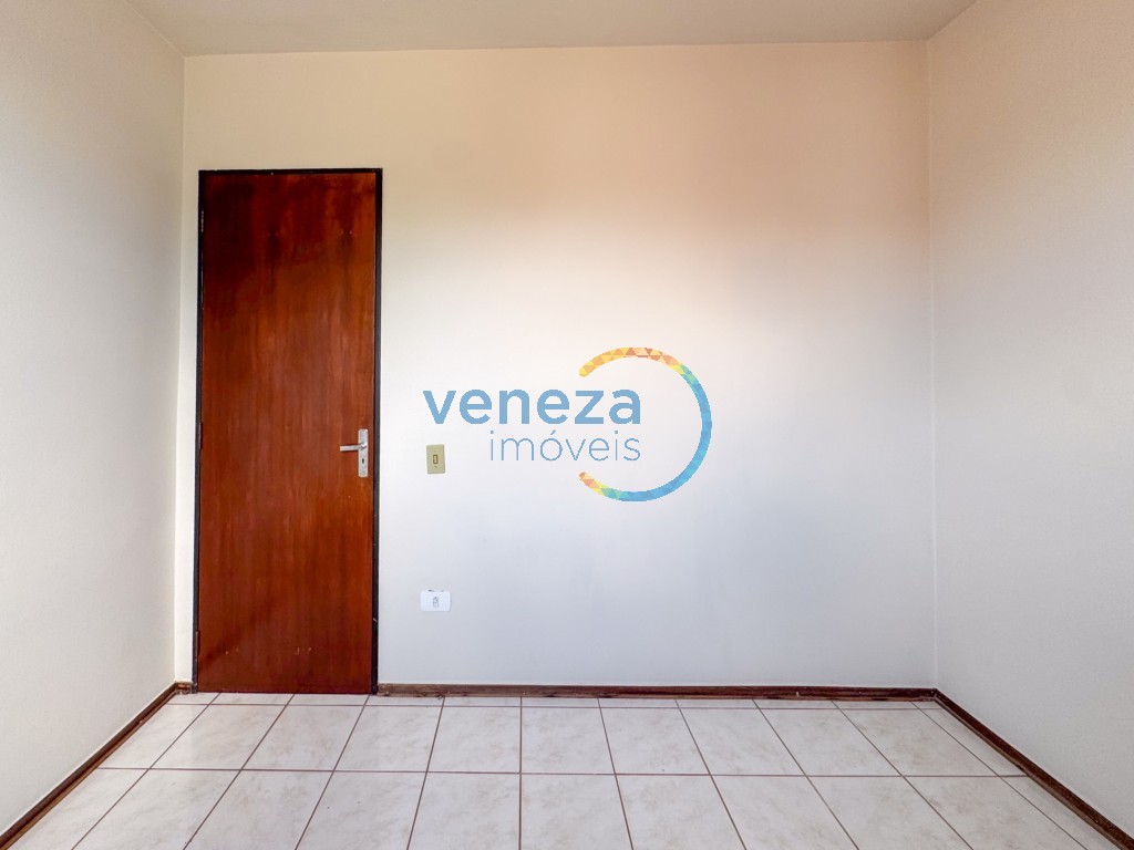 Apartamento para locação no bairro Gleba Palhano de Londrina com 42.96m<sup>2</sup> útil, 2 quartos, 1 vaga de garagem
