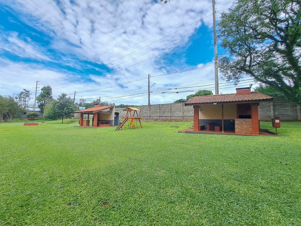 Apartamento para locação no bairro Gleba Palhano de Londrina com 42.96m<sup>2</sup> útil, 2 quartos, 1 vaga de garagem