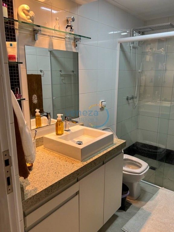 Apartamento para locação no bairro Centro de Londrina com 80.82m<sup>2</sup> útil, 3 quartos, 1 vaga de garagem - Foto 11