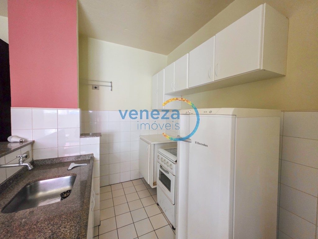 Apartamento para locação no bairro Cidade Universitaria de Londrina com 26.15m<sup>2</sup> útil, 1 quarto, 1 vaga de garagem