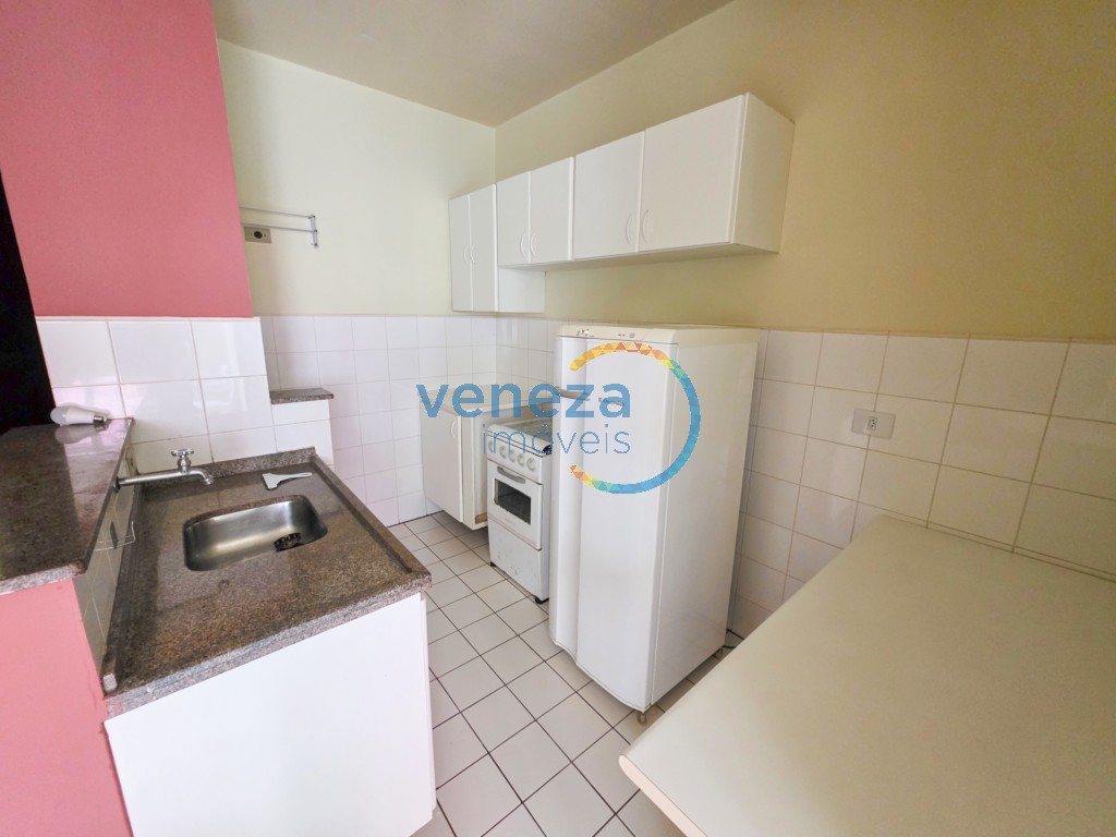 Apartamento para locação no bairro Cidade Universitaria de Londrina com 26.15m<sup>2</sup> útil, 1 quarto, 1 vaga de garagem