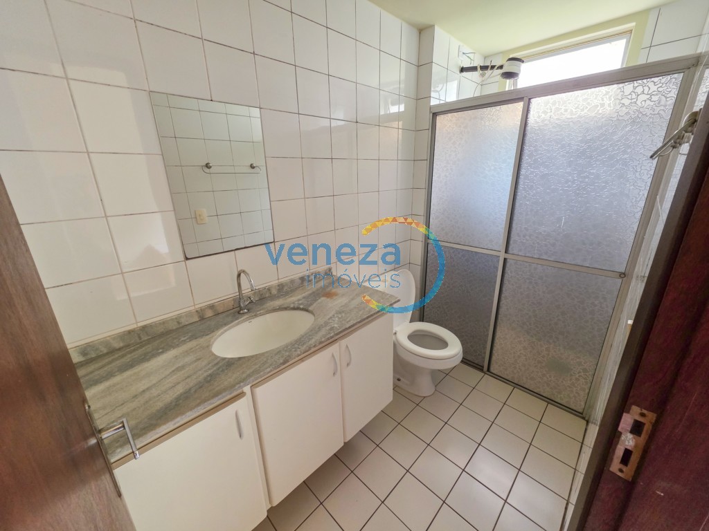 Apartamento para locação no bairro Cidade Universitaria de Londrina com 26.15m<sup>2</sup> útil, 1 quarto, 1 vaga de garagem