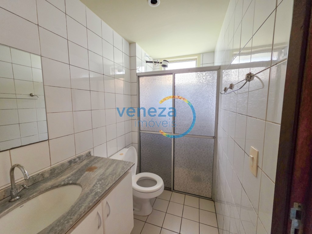 Apartamento para locação no bairro Cidade Universitaria de Londrina com 26.15m<sup>2</sup> útil, 1 quarto, 1 vaga de garagem