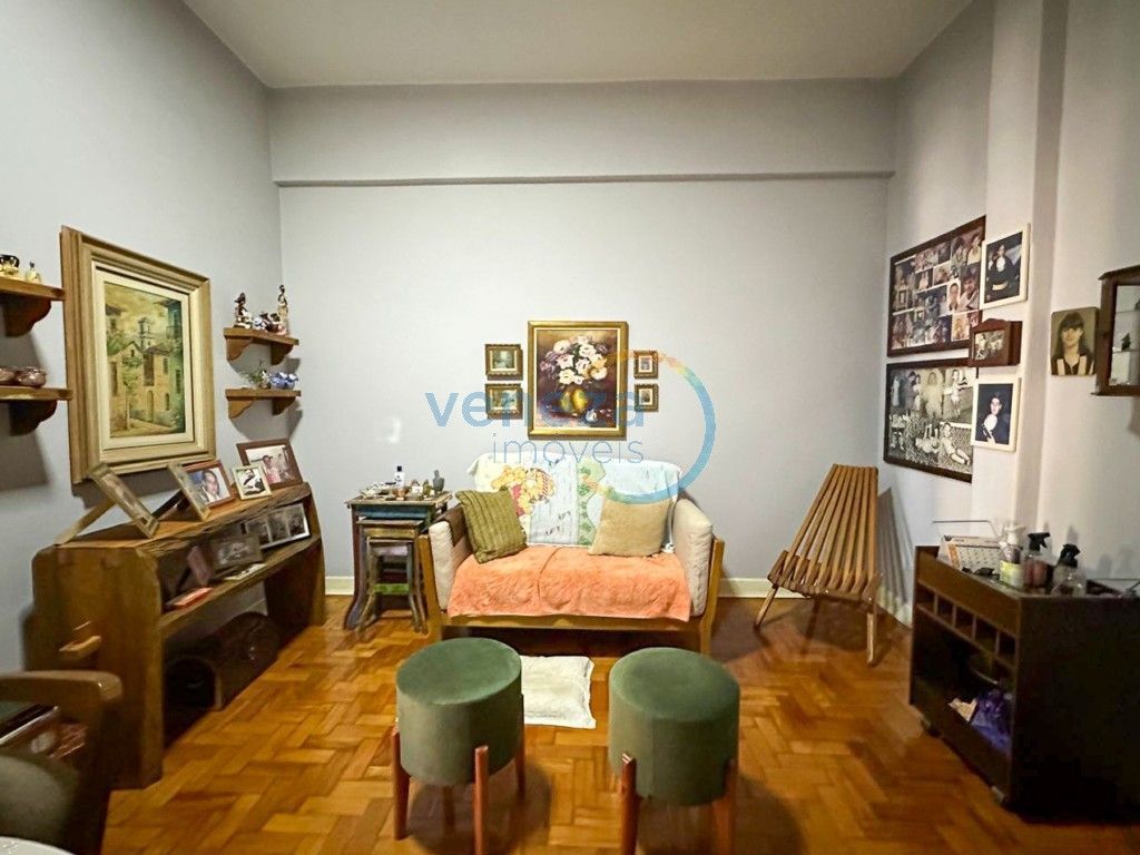 Apartamento para venda no Centro em Londrina com 80m² por R$ 185.000,00