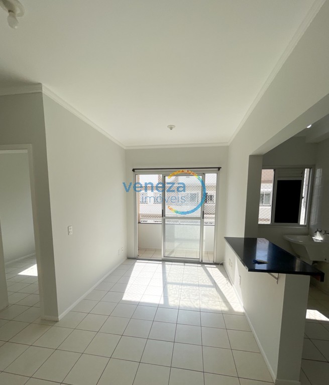 Apartamento para locacao no Jamaica em Londrina com 83,34m² por R$ 1.687,50