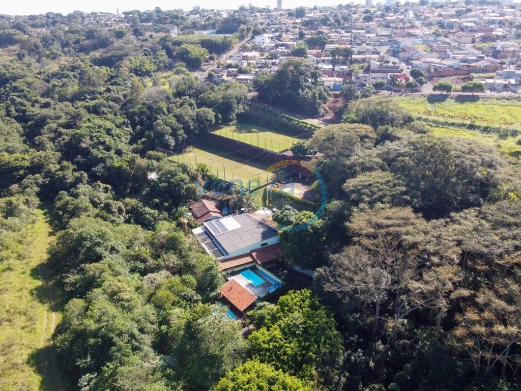 Chácara-imóvel-rural à venda no bairro Jardim das Flores de Rolandia com 12000m<sup>2</sup> útil, 3 quartos, 1 vaga de garagem