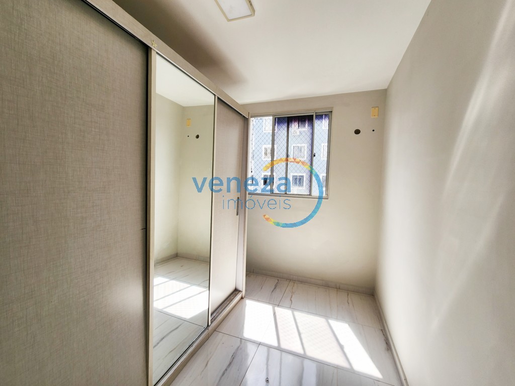 Apartamento para locação no bairro Gleba Palhano de Londrina com 44.64m<sup>2</sup> útil, 2 quartos, 1 vaga de garagem