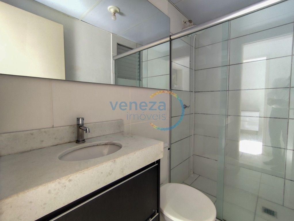 Apartamento para locação no bairro Gleba Palhano de Londrina com 44.64m<sup>2</sup> útil, 2 quartos, 1 vaga de garagem