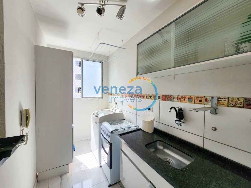 Apartamento para locação no bairro Gleba Palhano de Londrina com 44.64m<sup>2</sup> útil, 2 quartos, 1 vaga de garagem