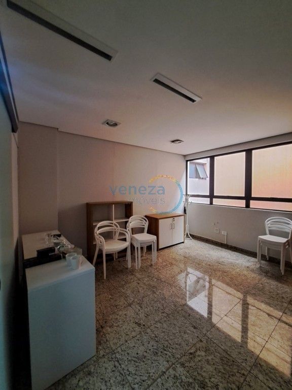 Sala para locacao no Centro em Londrina com 50,92m² por R$ 1.187,50
