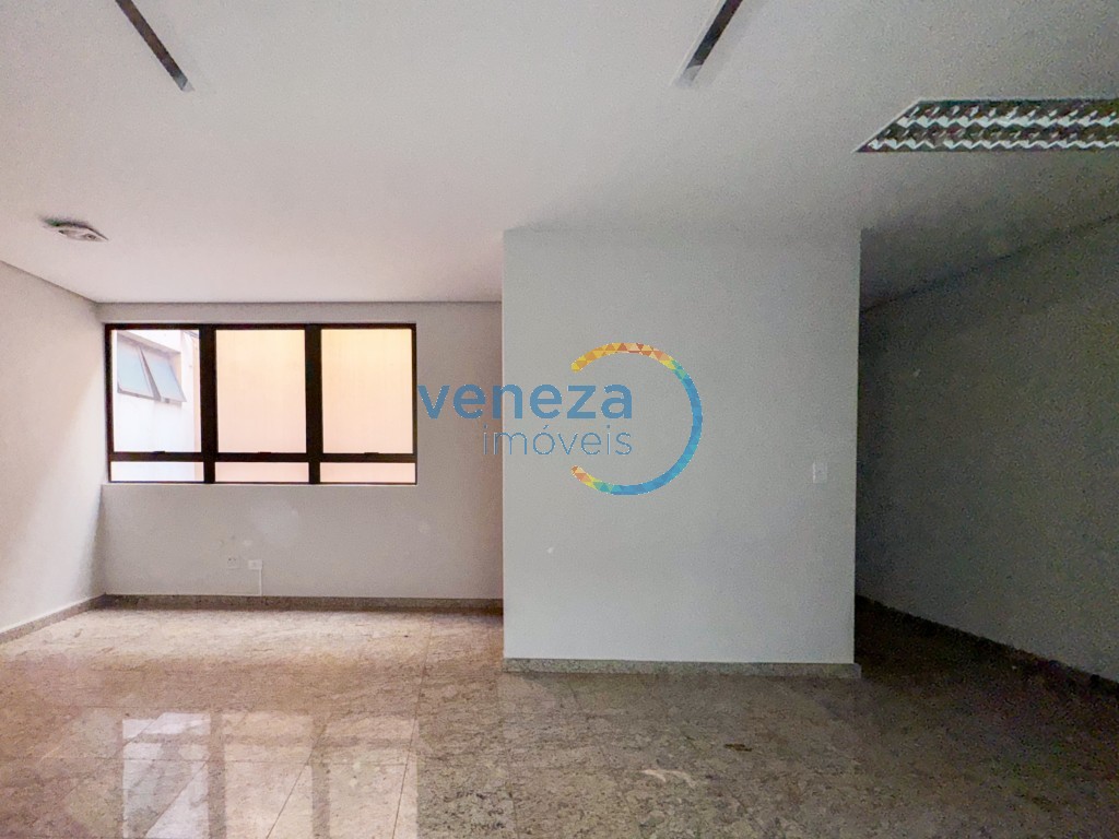 Sala para locacao no Centro em Londrina com 50,92m² por R$ 950,00