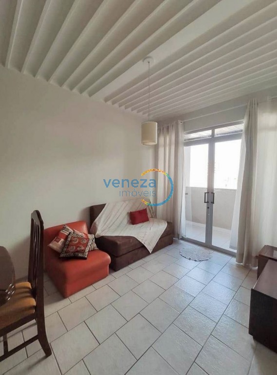Apartamento para venda no Centro em Londrina com 111,34m² por R$ 300.000,00