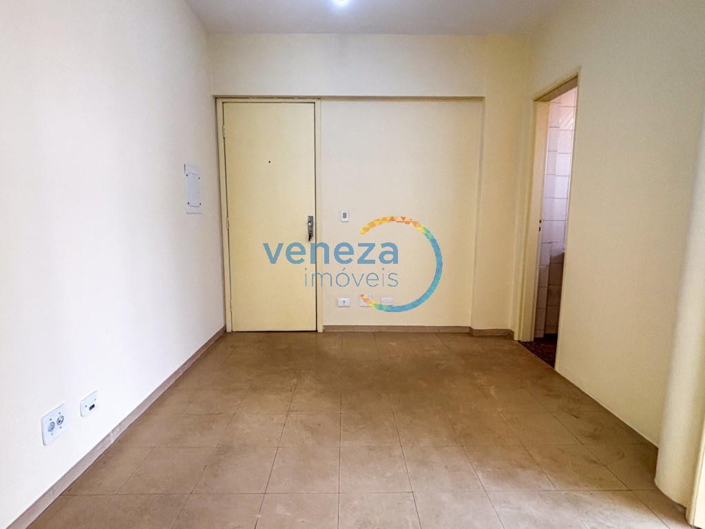 Sala à venda no bairro Centro de Londrina com 30m<sup>2</sup> útil, 1 vaga de garagem