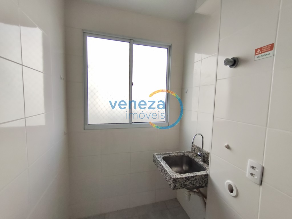 Apartamento para locação no bairro Gleba Palhano de Londrina com 46m<sup>2</sup> útil, 2 quartos, 1 vaga de garagem