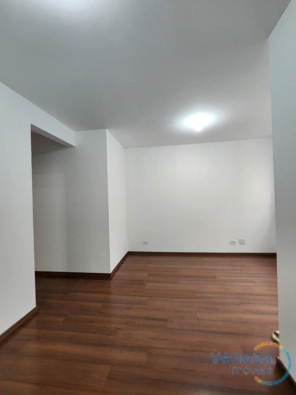Apartamento para locacao no Claudia em Londrina com 87,89m² por R$ 1.600,00