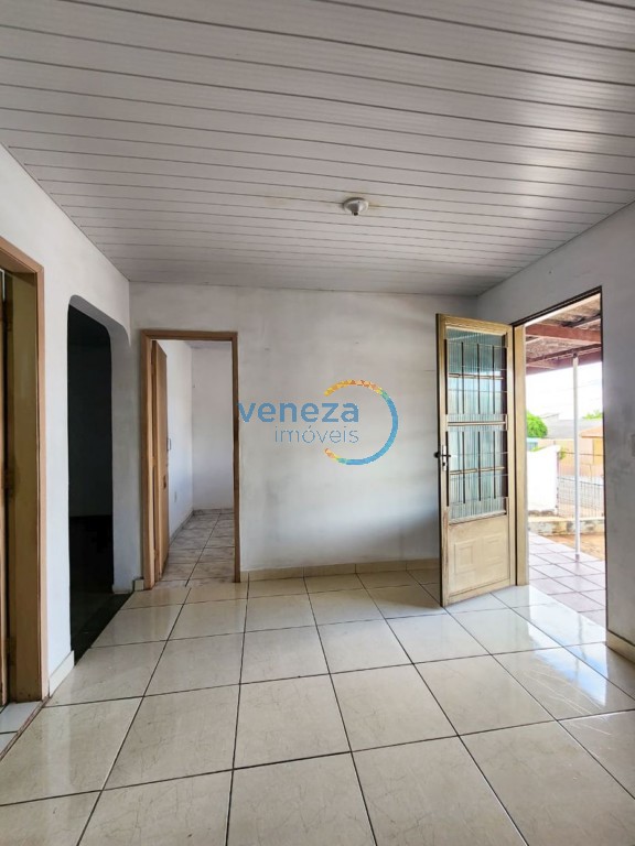 Casa Residencial para venda no Assis em Londrina com 70m² por R$ 190.000,00