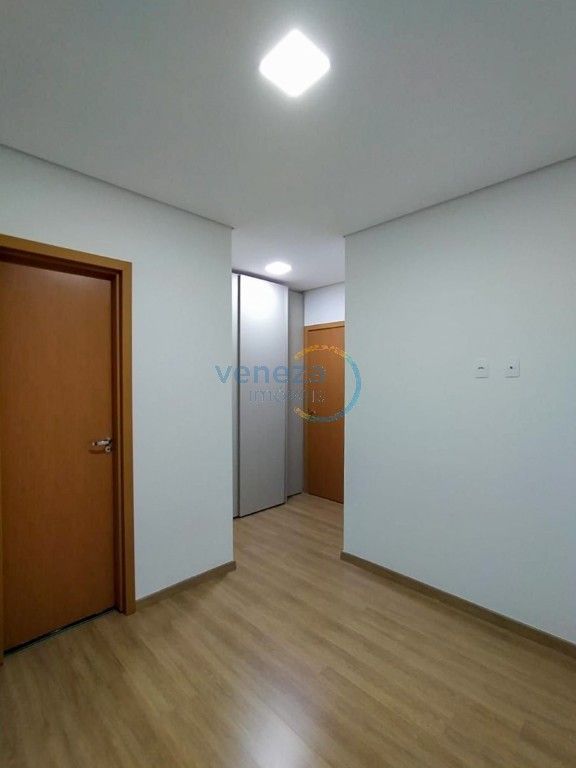 Apartamento para venda no Ipiranga em Londrina com 123,85m² por R$ 580.000,00