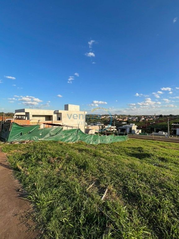 Terreno para venda no Parque Taua em Londrina com 256m² por R$ 275.000,00