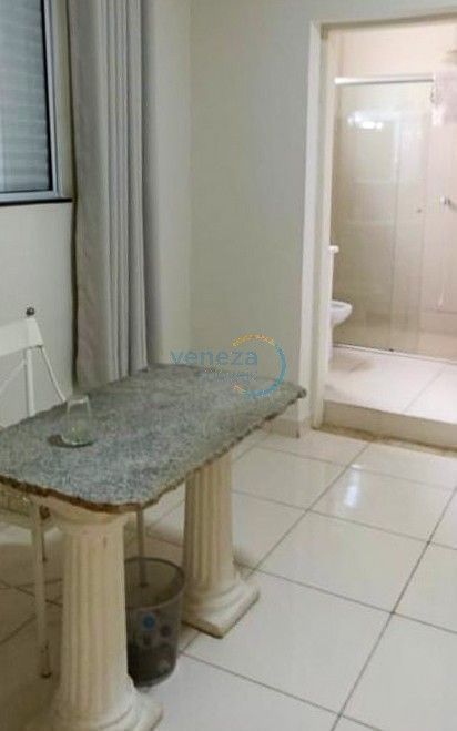 Apartamento para venda no Centro em Londrina com 79m² por R$ 200.000,00