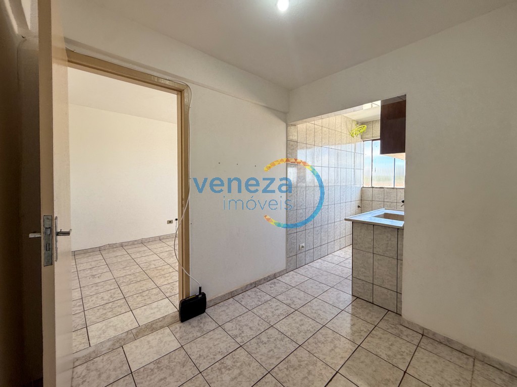 Apartamento para locacao no Centro em Londrina com 40m² por R$ 750,00