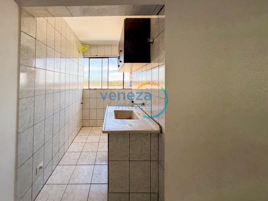 Apartamento para locação no bairro Centro de Londrina com 36m<sup>2</sup> útil, 1 quarto