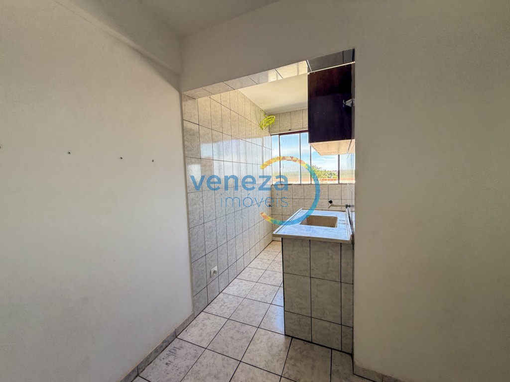 Apartamento para locação no bairro Centro de Londrina com 36m<sup>2</sup> útil, 1 quarto