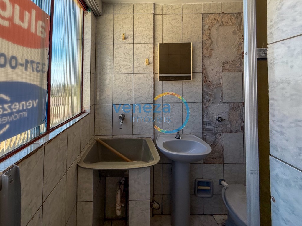 Apartamento para locação no bairro Centro de Londrina com 36m<sup>2</sup> útil, 1 quarto