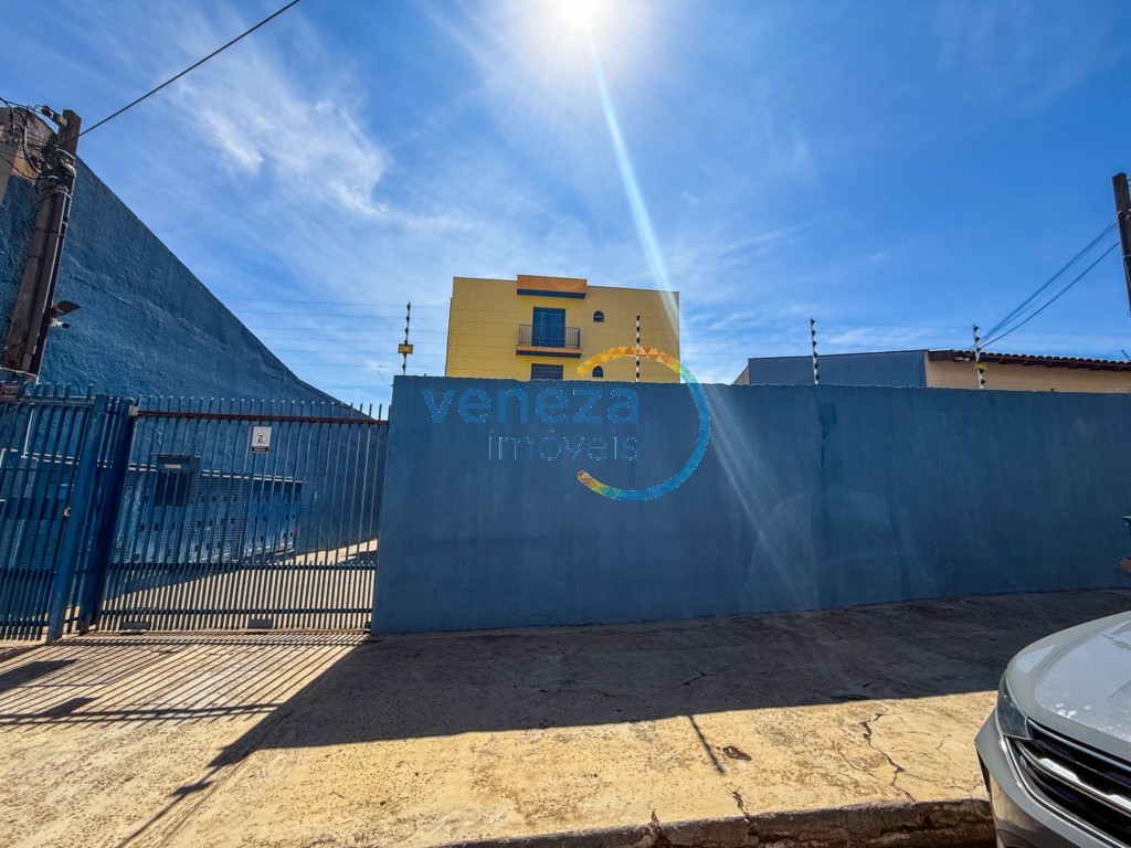 Apartamento para locação no bairro Centro de Londrina com 36m<sup>2</sup> útil, 1 quarto