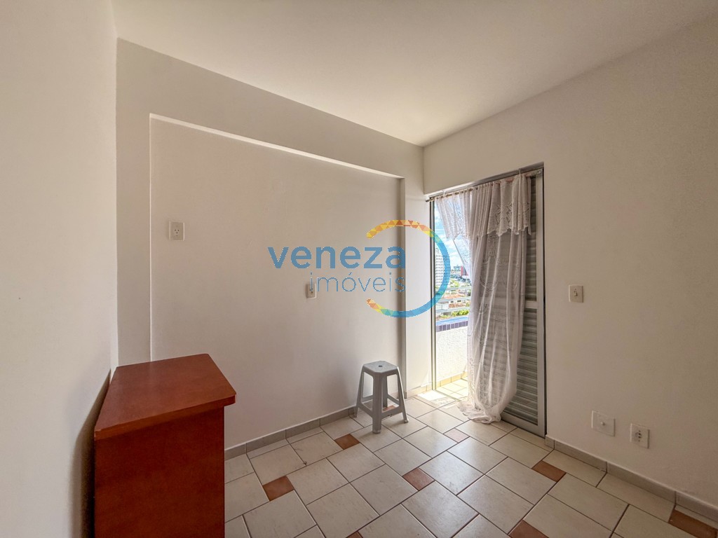 Apartamento para locação no bairro Centro de Londrina com 34.4m<sup>2</sup> útil, 1 quarto, 1 vaga de garagem