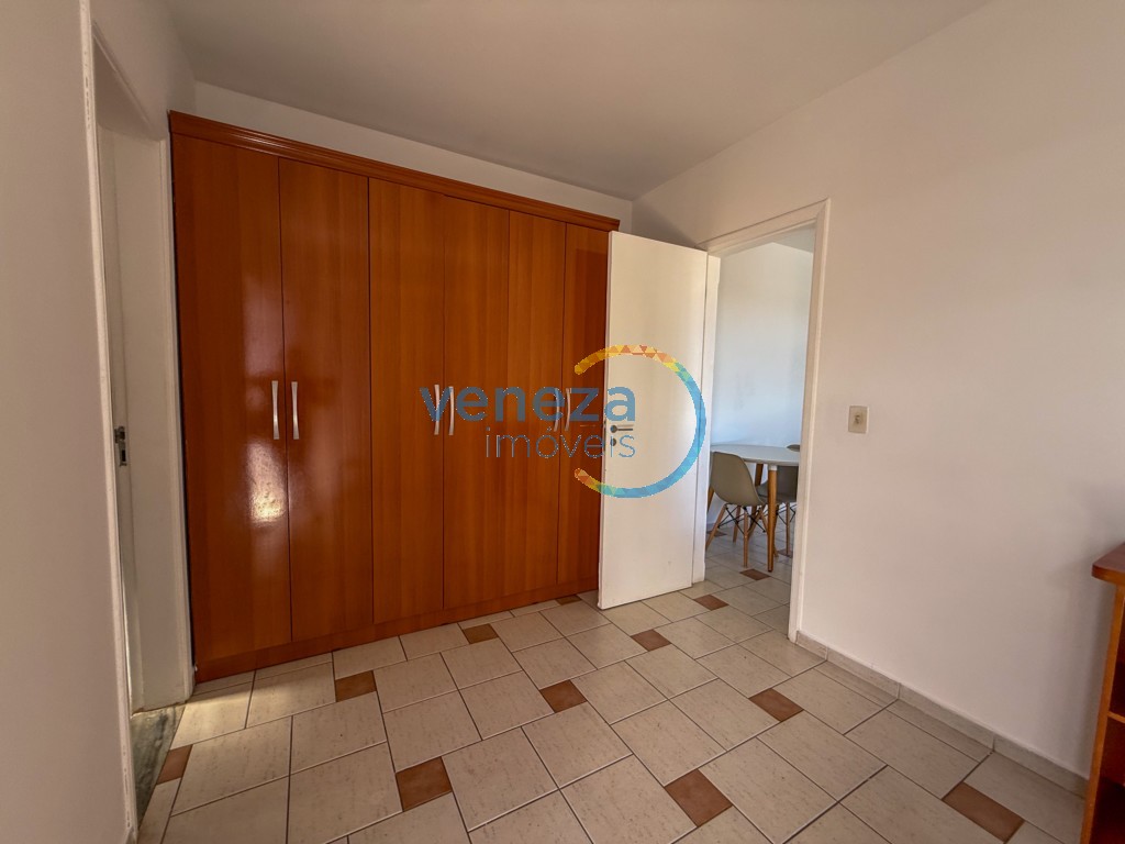 Apartamento para locação no bairro Centro de Londrina com 34.4m<sup>2</sup> útil, 1 quarto, 1 vaga de garagem