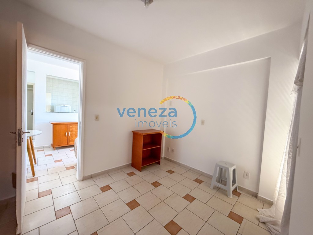 Apartamento para locação no bairro Centro de Londrina com 34.4m<sup>2</sup> útil, 1 quarto, 1 vaga de garagem