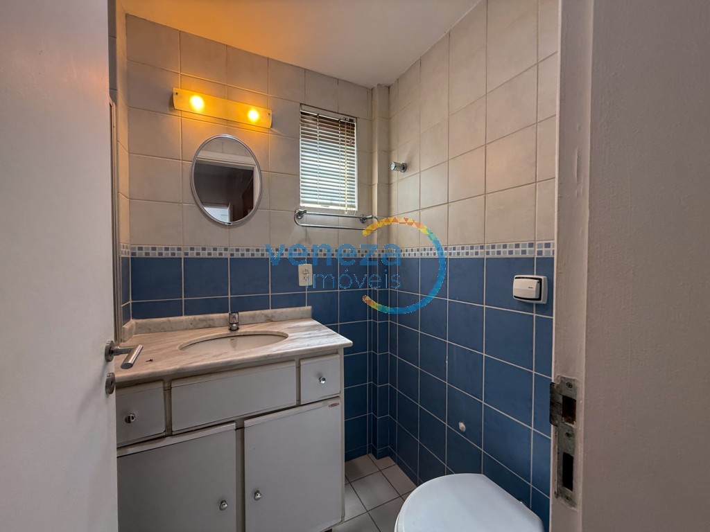 Apartamento para locação no bairro Centro de Londrina com 34.4m<sup>2</sup> útil, 1 quarto, 1 vaga de garagem