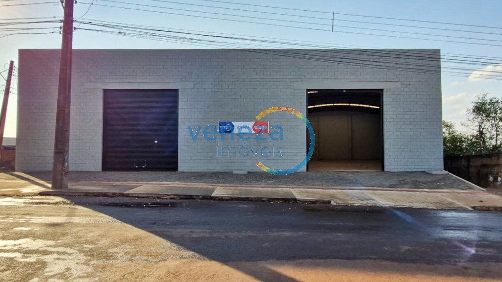 Barracão para locacao no San Rafael em Londrina com 661,32m² por R$ 8.900,00