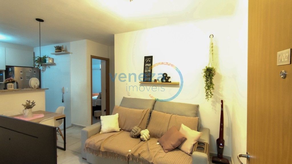 Apartamento para venda no Gleba Esperanca em Londrina com 68m² por R$ 220.000,00
