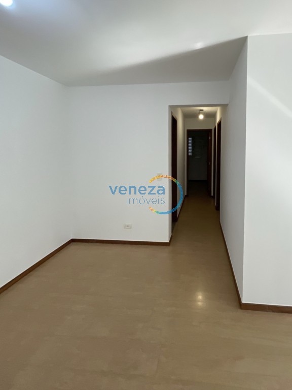 Apartamento à venda no bairro Centro de Londrina com 86.94m<sup>2</sup> útil, 3 quartos, 2 vagas de garagem
