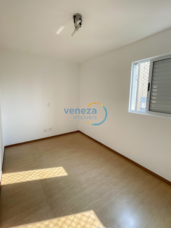 Apartamento à venda no bairro Centro de Londrina com 86.94m<sup>2</sup> útil, 3 quartos, 2 vagas de garagem