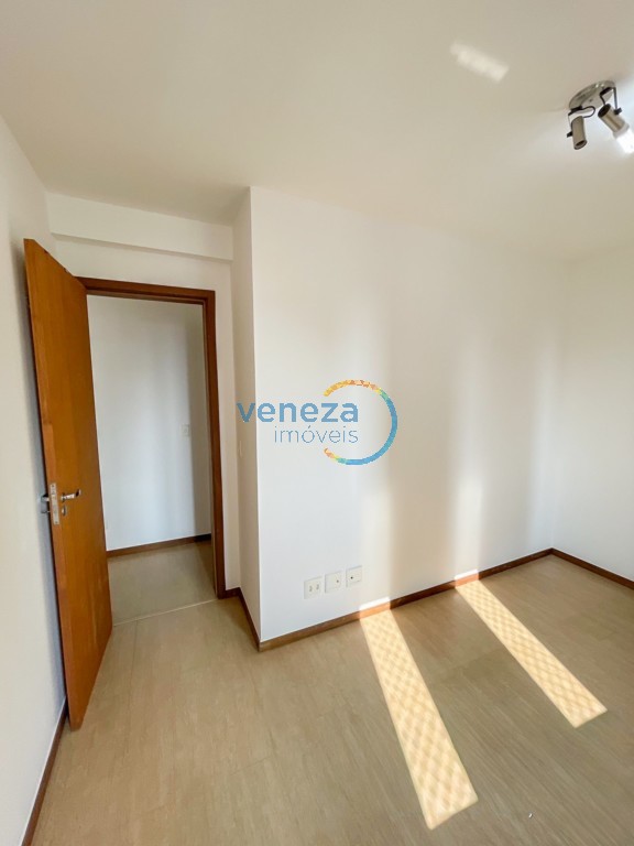 Apartamento à venda no bairro Centro de Londrina com 86.94m<sup>2</sup> útil, 3 quartos, 2 vagas de garagem