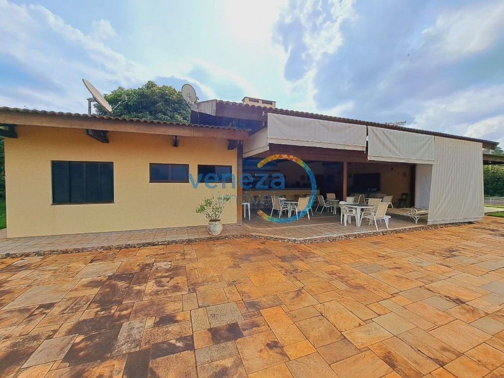 Casa Residencial para venda no Jardim Santa Adelaide em Cambe com 400m² por R$ 2.200.000,00
