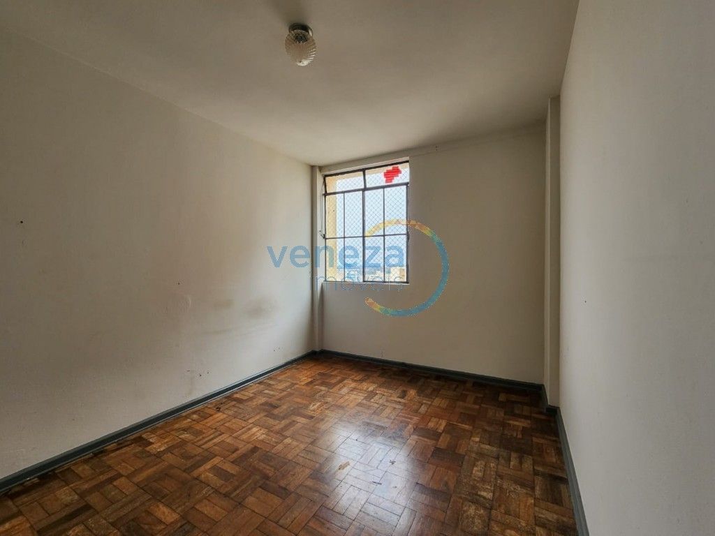 Apartamento para locação no bairro Centro de Londrina com 90m<sup>2</sup> útil, 3 quartos