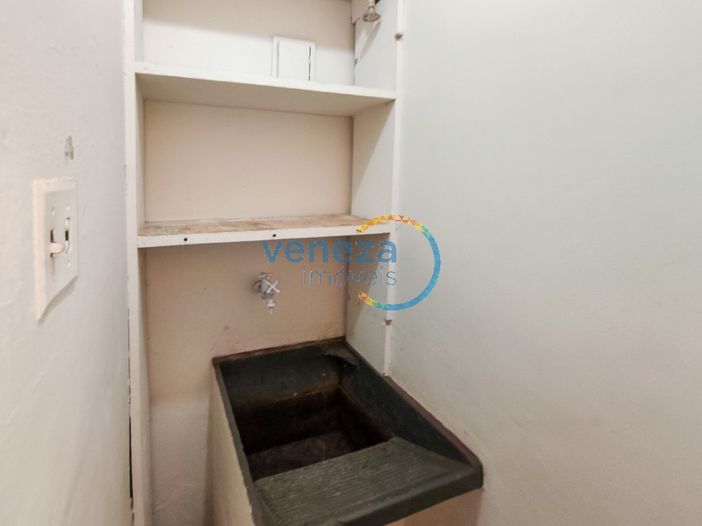 Apartamento para locação no bairro Centro de Londrina com 90m<sup>2</sup> útil, 3 quartos