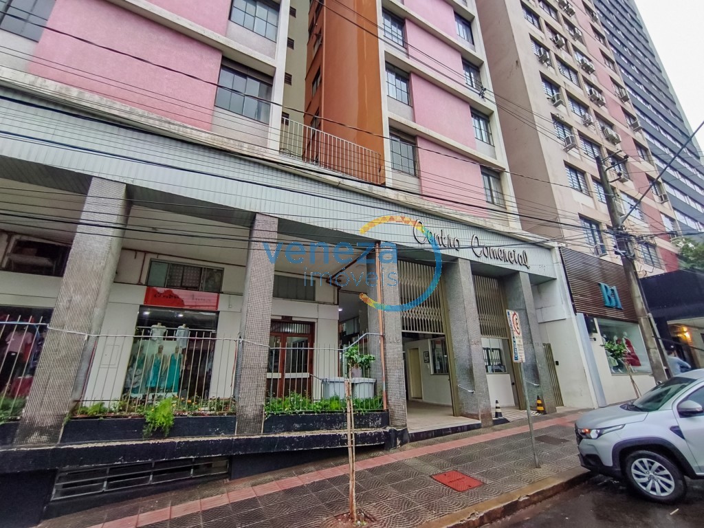 Apartamento para locação no bairro Centro de Londrina com 90m<sup>2</sup> útil, 3 quartos