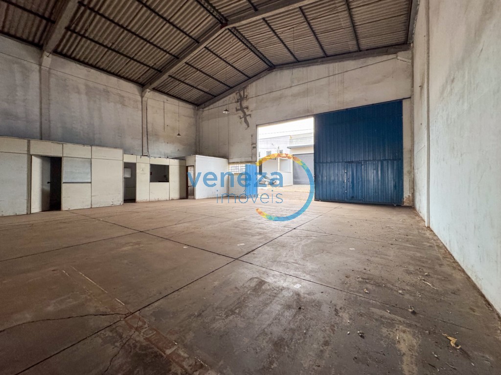 Barracão à venda no bairro Santo Amaro de Cambe com 333.5m<sup>2</sup> útil