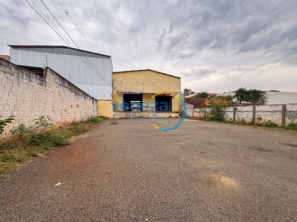 Barracão à venda no bairro Santo Amaro de Cambe com 333.5m<sup>2</sup> útil