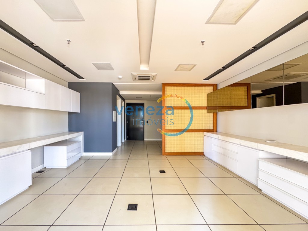 Sala para locacao no Gleba Palhano em Londrina com 85,47m² por R$ 3.300,00