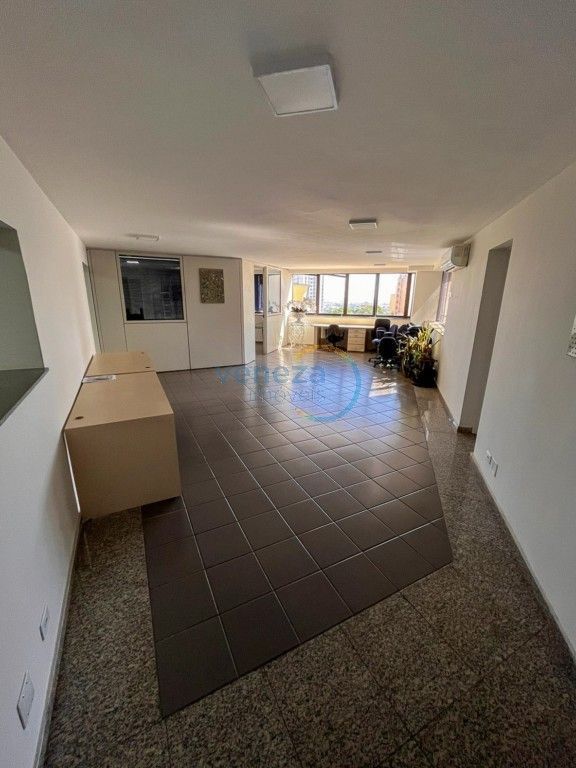 Sala para locacao no Centro em Londrina com 130m² por R$ 3.125,00
