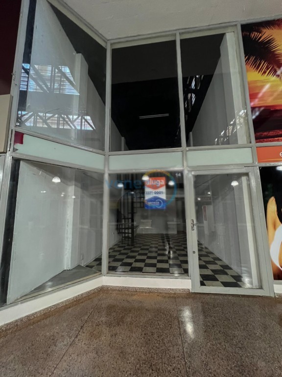 Barracão_salão_loja para locacao no Centro em Londrina com 26m² por R$
                                                                                                                                                                                            630,00                                                                                            