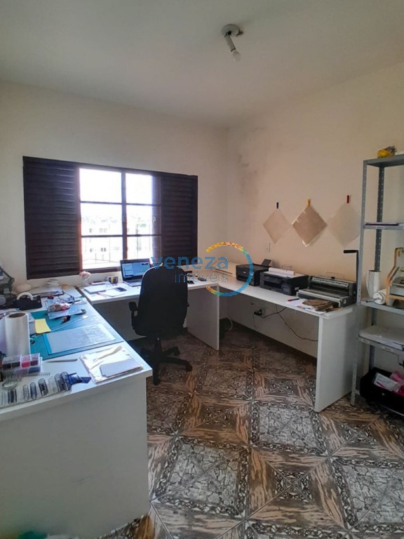Casa Residencial para venda no Novo Sabara em Londrina com 168,31m² por R$ 300.000,00